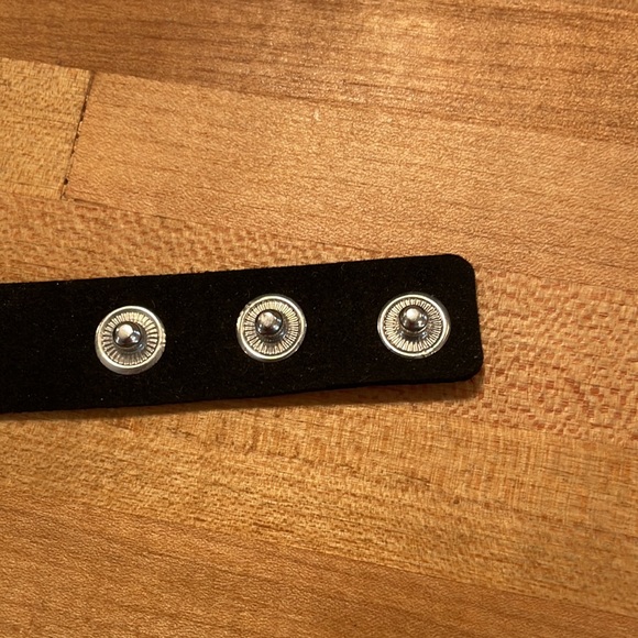 Premier Designs Rhinestone Wrap Bracelet - Picture 4 of 6